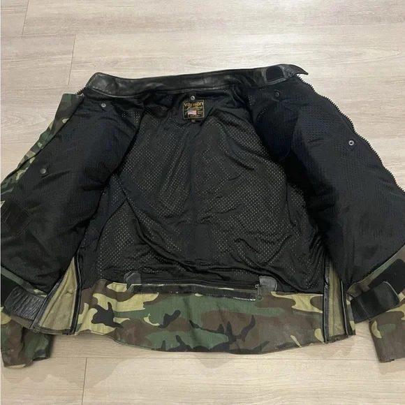 Vanson x Suzuki Leather Camo Motorcycle Biker Quad Runner USA Jacket